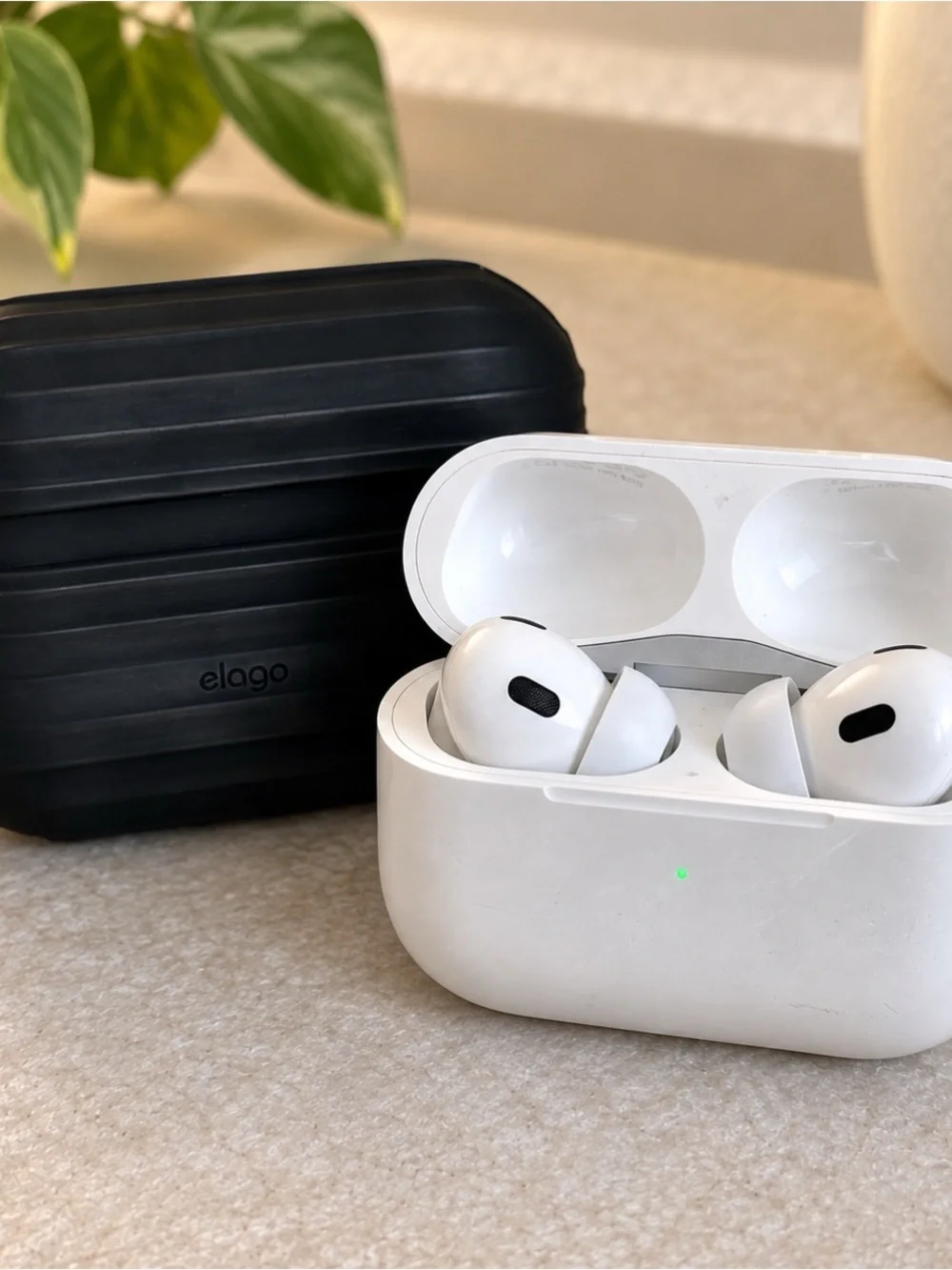 Authentic Apple AirPods Pro (2nd Gen) Used